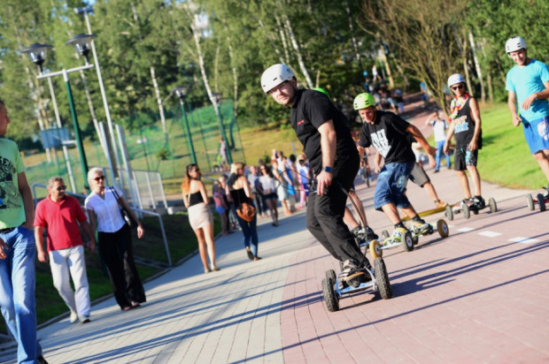 Park rozrywki to doskonałe miejsce relaksu i uprawiania sportów (fot.mat.prasowe)