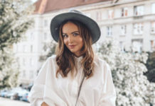 Ania Wendzikowska na rurze