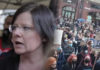 Kaja Godek zaatakowana przez protestujący tłum. W Internecie wrze Kaja Godek